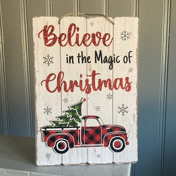 NWT- Believe in the Magic of Christmas 🎄Farmtruck Glittered Wooden Decor Sign - Picture 3 of 17